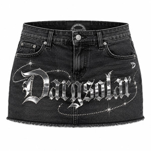 กระโปรงยีนส์โครเมี่ยม OEM, กระโปรงมินิสีดำทรงเอวต่ำแบบ Stonewash ประดับด้วย Rhinestones, กระโปรงยีนส์ทรงเข้ารูปสไตล์โกธิคสตรีทแวร์ - Product Image 1