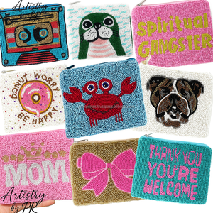 Mini Monedero de Moda con Cuentas Bordadas a Mano, Diseño Personalizado con Texto de Animales, Regalo Promocional con Correa de Cadena - Product Image 4