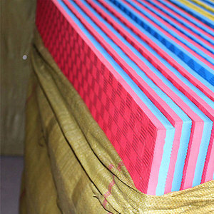 Tapis de karaté professionnels en mousse haute densité, base antidérapante, idéaux pour l'entraînement en dojo. - Product Image 3