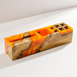 Portaplumas de resina epoxi con diseño de teclas de teclado, Portaplumas de resina con diseño de madera, Decoración artística de resina y madera, Regalo de aniversario, Portaplumas de resina verde, Regalo hecho a mano - Product Image 2