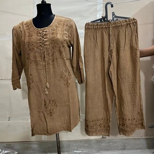 RAWAT HANDICRAFTS Ensemble Kurta Plazo pour femmes en tissu rayonne, style bohème ethnique indien hippie, robe pyjama - Product Image 4
