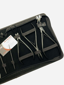 Kit d'outils pour extensions capillaires micro-anneaux noirs et pince à presser en acier inoxydable avec logo personnalisé, ciseaux, peigne, outil à boucle et étui - Product Image 4