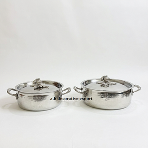 ชุดหม้อสเตนเลสสตีลแบบตอกลายสีเงิน Royal Serveware พร้อมฝาปิดลายดอกไม้ตกแต่ง ปลอดภัยสำหรับอาหาร ชุดหม้อสำหรับทำอาหาร - Product Image 6