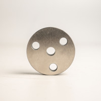 Disque à bride circulaire en acier usiné CNC de haute précision, plaque de retenue AMT VINA, fabricant direct du Vietnam