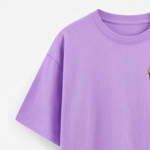 Camiseta Oversize Morada de Hombre con Hombros Caídos, Estilo Urbano, Algodón Pesado, Estampado Personalizado, Transpirable, Ajuste Veraniego, Venta al por Mayor - Product Image 6