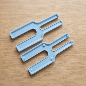 HC0125 Pompom Makers |Portable Plastic Crochet Loom With <b>Needle</b> Round Knitting Kit For Craft Projects - Product Image 3