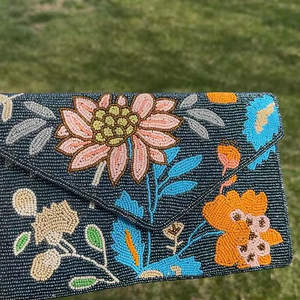 Sac fourre-tout promotionnel de luxe indien traditionnel fait main en perles de verre avec poignée baguette, artisanat durable de qualité supérieure - Product Image 5