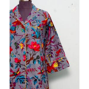 Chemise longue bohème mi-longue pour femmes indiennes, élégante, en coton, avec ceinture à nouer, boutons décoratifs, coupe ample et décontractée. - Product Image 2
