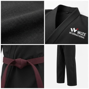 WIZE INTERNATIONAL Karate Gi Negro 100% Algodón Transpirable Uniforme Unisex para Adultos con Logotipo Frontal Impreso por Transferencia Térmica - Product Image 5