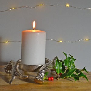 Candelabro Rústico de Metal con Base de Cuerno Plateado, Centro de Mesa Decorativo para Bodas, Navidad y Decoración del Hogar - Product Image 3