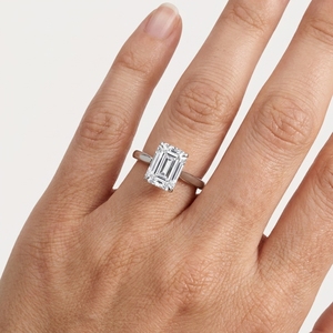 Bague de fiançailles en platine pour femme avec diamant taille émeraude PT950, style classique, diamant certifié IGI - Product Image 3