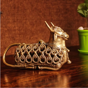 Escultura artística de Nandi sentado, tallada a mano en latón, para decoración del hogar. - Product Image 3