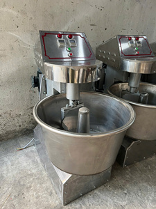 Four à pain automatique multifonctionnel portable Minh Tam Bakery CT10KG-MM 1180x560x1100, 7 kg, garantie 1 an, Vietnam, 220V/380V, protection contre la surchauffe, 3 kW/h - Product Image 2