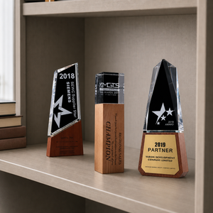 Premio Acrílico de Diseño Creativo, Forma Irregular, Impresión UV, Grabado Láser Transparente, Obra de Arte Personalizada - Product Image 5