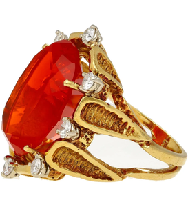 Bague de cocktail plaquée or 18 carats pour femme avec zircone cubique rouge ovale et accents de diamants, bijoux de fête glamour - Product Image 3