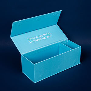 Caja de Embalaje de Cartón Reciclado con Logotipo Personalizado para Extensiones de Cabello, Pelucas, Joyería y Cosméticos, con Tamaño Personalizado - Product Image 1