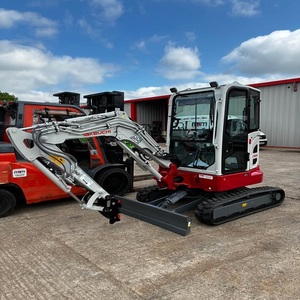 Mini-excavatrice de 2,5 tonnes, excavatrices de haute qualité, mini-excavatrices avec accessoires de direction par glissement, logo personnalisé disponible - Product Image 1