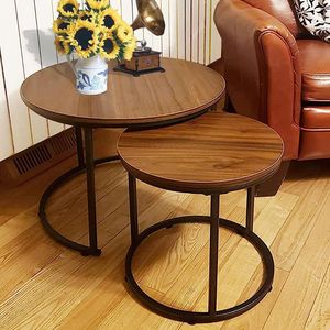 Ensemble de 2 tables basses rondes gigognes en bois d'acacia massif avec base en métal noir - Product Image 2