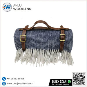 Manta Suave Azul Marino con Diseño Espigado para Cama, Sofá y Sillón, Ligera, Acogedora, para Todas las Estaciones - Product Image 6