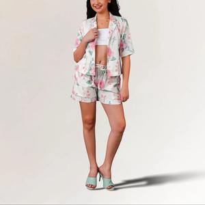 ชุดนอนผ้าฝ้ายลายดอกไม้แบบเป็นมิตรต่อสิ่งแวดล้อมสำหรับผู้หญิง ผลิตในอินเดีย ชุดเสื้อและกางเกงขายาวน้ำหนักเบา ราคาดีที่สุด - Product Image 2