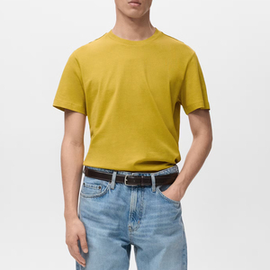 เสื้อยืดคอกลมแขนสั้นผู้ชาย สีเหลือง ผ้าฝ้าย ทรงหลวม สไตล์ลำลอง สีพื้น ผ้าฟลีซ โลโก้ด้านหน้า ระบายอากาศได้ดี เป็นมิตรกับสิ่งแวดล้อม - Product Image 1