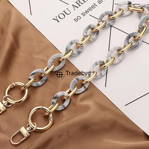Premium Resin Chain Chunky Necklace Stylish Bold Jewelry Fashion Accessories for Women Gift Collection Tradebyd - Product Image 1