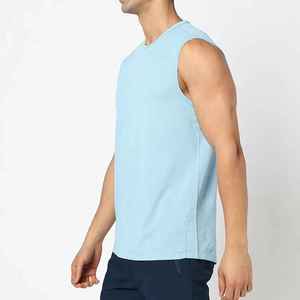 บริการ OEM เสื้อกล้ามออกกำลังกายผู้ชายน้ำหนักเบา ระบายอากาศ แห้งเร็ว สีพื้น โพลีเอสเตอร์/คอตตอน ปรับแต่งได้ ผ้าถักด้านหน้าคุณภาพสูง - Product Image 3