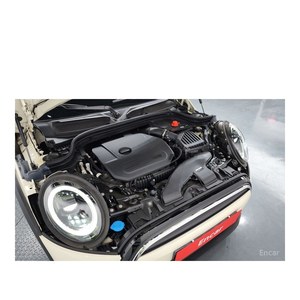 Mini Cooper Classic Plus, Paquete de Lanzamiento Julio 2023, con Volante a la Izquierda, Asientos de Cuero, Estándar de Emisiones Euro V, Cámara Trasera, 32,565 km - Product Image 6