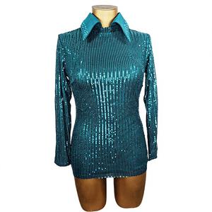 Haut de spectacle western vert orné de strass – Chemise équestre à manches longues et sequins - Product Image 1