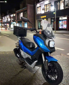 Scooters de Gasolina de Alto Rendimiento ADV de 150cc, Refrigerados por Agua, con Tablero TFT, Sistema EFI, ABS de Doble Canal, TCS, Motocicletas de Carretera - Product Image 1