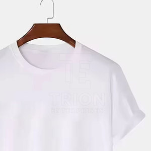 T-shirt pour homme fabriqué au Pakistan, léger, faible MOQ, haute qualité, couleur personnalisée - Product Image 3