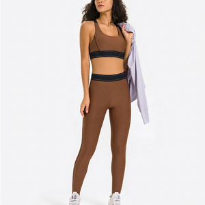 Ensemble de yoga 2 pièces pour femmes, imprimé floral, haut court dos nageur, leggings taille haute longueur cheville - Product Image 6