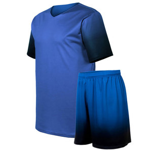 Conjunto de Camiseta y Pantalones Cortos de Fútbol Personalizados para Hombre, Cuello en V Naranja, Sublimados, Número 10, Absorben la Humedad, Ajuste Atlético, para Todas las Temporadas - Product Image 3