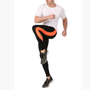 กางเกงรัดรูปออกกำลังกายผู้ชายผ้าสแปนเด็กซ์/โพลีเอสเตอร์ขายส่งแบบกำหนดเอง ขายดี เอวยางยืด ป้องกันแบคทีเรีย แห้งเร็ว ระบายอากาศได้ดี เหมาะสำหรับออกกำลังกาย - Product Image 5