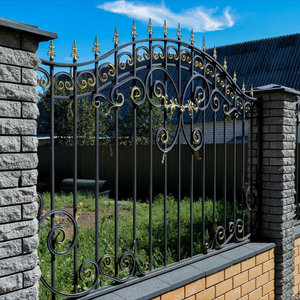 Paneles de valla de hierro forjado de alta calidad para exteriores con postes robustos, elegantes cercas de jardín y portones de celosía para una privacidad segura. - Product Image 4