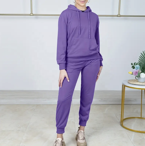 Conjunto deportivo ajustado informal de dos piezas, Sudadera con capucha y cordón, pantalones ajustados de cintura alta, ropa de mujer con bolsillo de canguro - Product Image 2