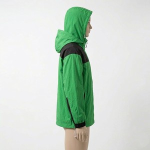 Chaqueta Cortavientos Verde de Alto Rendimiento para Hombre con Capucha, Diseño Colorblock, Ligera, Impermeable, para Senderismo al Aire Libre, con Cremallera Completa - Product Image 3