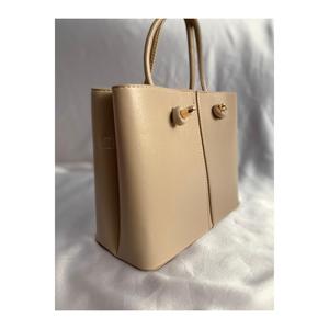 Borsa a tracolla color crema lucida da donna - Product Image 5