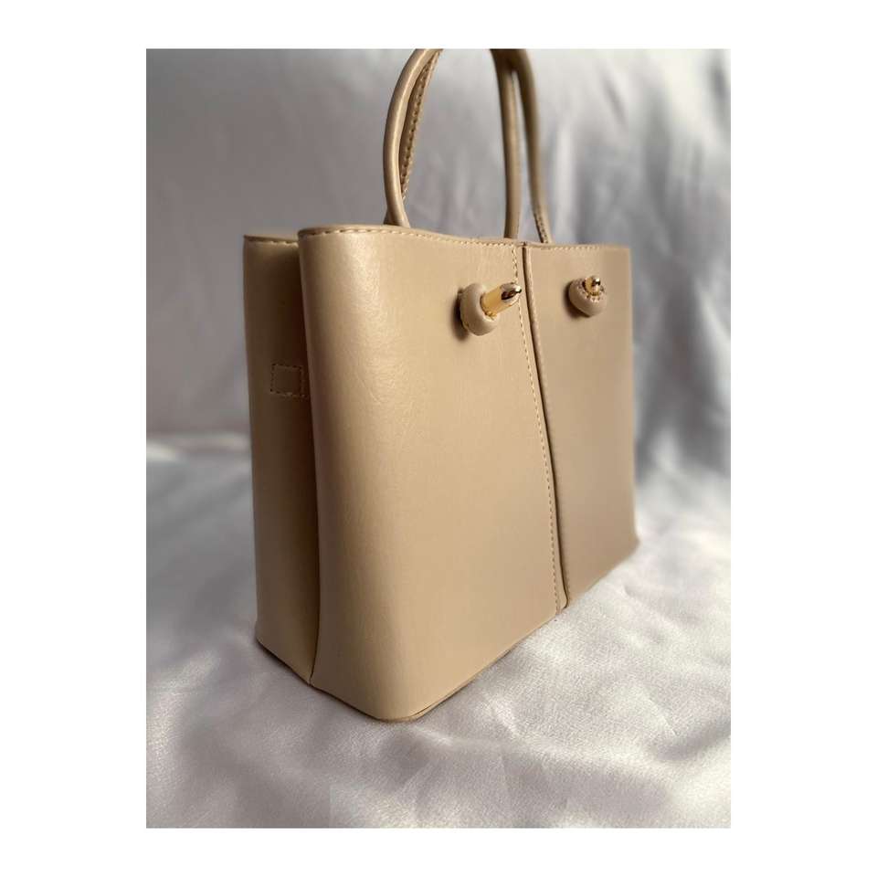 Women's Shiny Cream Hand Shoulder Bag