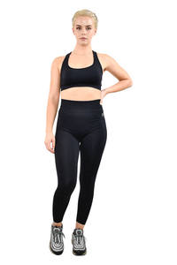 Conjunto Deportivo Seamless para Mujer Tallas Grandes, Top Halter, Leggings y Shorts Ajustados con Efecto Scrunch, para Yoga y Deportes de Invierno, con Logotipo Personalizado - Product Image 5