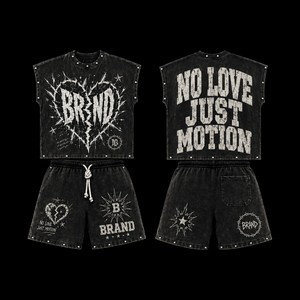 Conjunto de 2 Piezas Personalizado con Camiseta sin Mangas y Pantalones Cortos de Mezclilla con Lavado Ácido Vintage, Logotipo y Pedrería para Hombre - Product Image 1