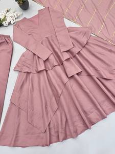 นำเสนอคอลเลคชั่นดีไซเนอร์ใหม่ ชุดมาล ชานเดรี เสื้อ-กางเกง-ผ้าคลุมไหล่ พร้อมส่ง ตัดเย็บสำเร็จ ใส่ได้ทุกโอกาส สไตล์ปาร์ตี้ TENNECY สำหรับทุกฤดูกาล - Product Image 3