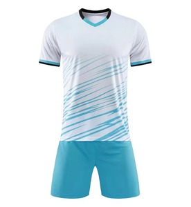Ensemble de maillot de football pour homme à col en V, manches courtes, bleu rayé, polyester respirant, vêtements de sport d'été - Product Image 1