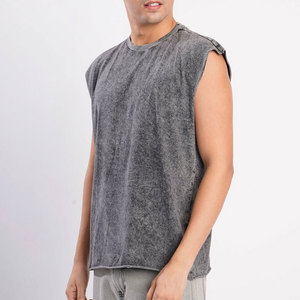 Camiseta de algodón sin mangas con cuello redondo para hombre, talla grande, color gris sólido, ajuste casual, largo regular. - Product Image 2