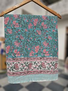 Paréo de plage léger en coton fait main, imprimé floral, style bohème, écologique, 1 pièce (avant) - Product Image 3