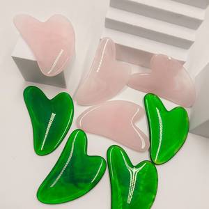 Outil de massage facial Gua Sha en résine verte fait main avec logo gratuit, personnalisable avec le logo Debian, idéal pour les cadeaux de Noël - Product Image 2