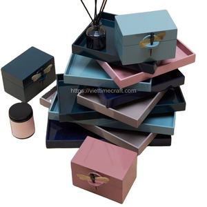 กล่องของขวัญเคลือบแล็คเกอร์ทรงถาดสำหรับเครื่องใช้บนโต๊ะอาหารทำด้วยมือในเวียดนาม - Product Image 1