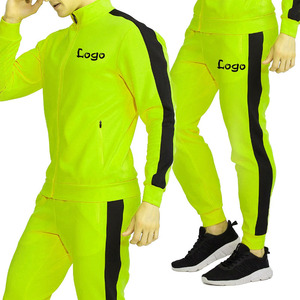 Fournisseur en gros de survêtements et de vêtements de sport pour l'entraînement et le jogging, incluant les modèles vierges pour marque privée - Product Image 1