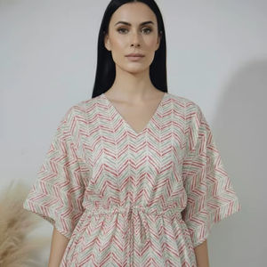 Robe Kaftan en Coton Fleuri : Robe Maxi Indienne, Cache-maillot de Plage, Kaftans Élégants Imprimés à la Main, Robe Décontractée en Coton Doux pour Femme - Product Image 1
