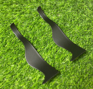 Navaja de Afeitar Profesional de Acero Inoxidable con Mango, Cuchilla Única, Estilo Dominicano, Negra, para Afeitar Cuerpo, Cara, Bikini y Barba para Hombres - Product Image 1